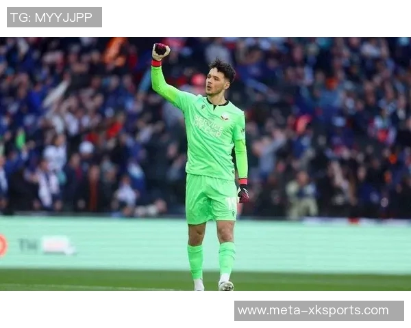 利物浦官方宣布签下曼城15岁青训门将阿尔菲杜利引发关注