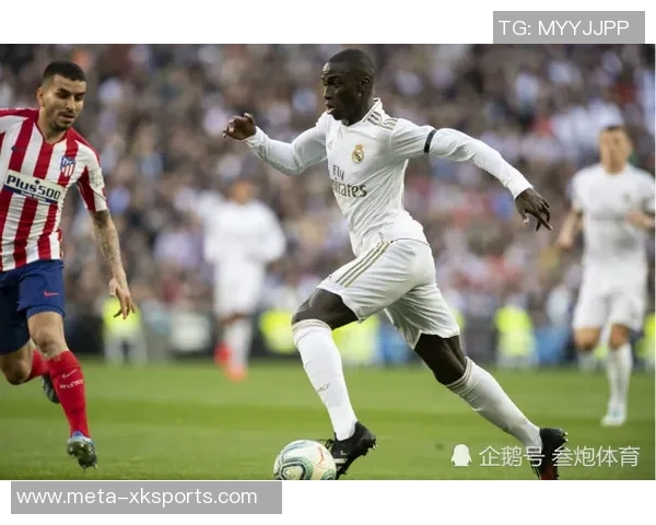 维尼修斯在伯纳乌主场再度获胜状态回暖期待持续表现出色