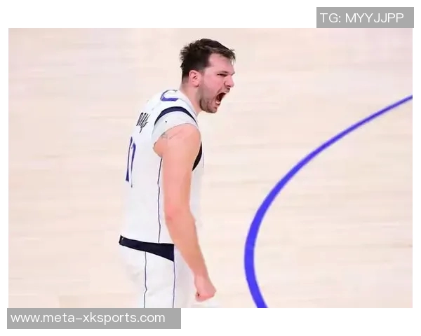 东契奇生涯第八次豪取45分10篮板5三分创历史新高超越哈登独享第一 东契奇生涯第八次豪取45分10篮板5三分创历史新高超越哈登独享第一